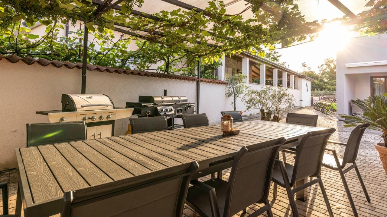 Val Piana Villa Savudrija Bagian luar foto