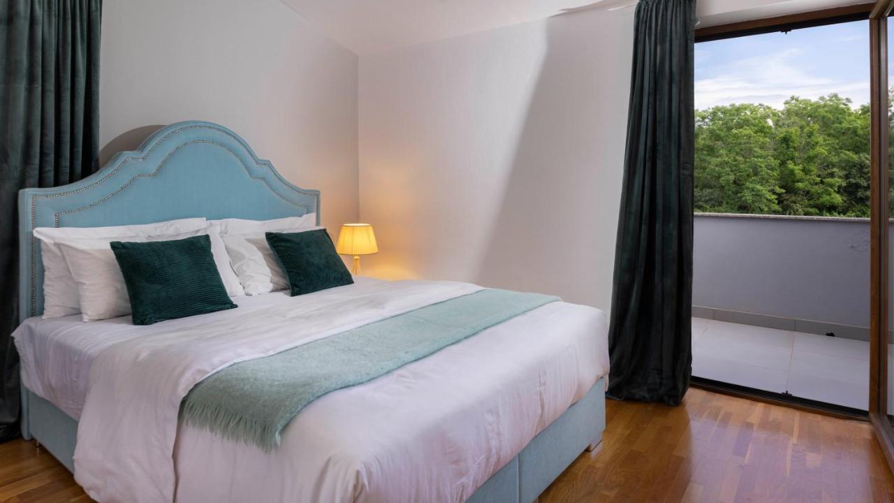Val Piana Villa Savudrija Bagian luar foto